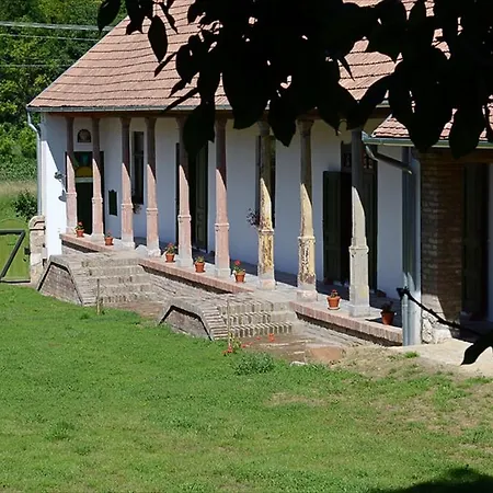 Zengoalja Vendeghaz 3*